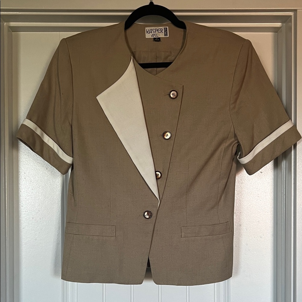 Kasper Women's Tan Blazer with White Accents